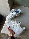 Nike airforce 1 رباطات غريبة