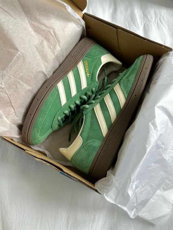 Adidasspezial اخضر