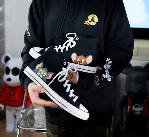 كونفرس توم & جيري الوان جديدة بتختارو اللون لما نبعتلكم تاكيد للطلب