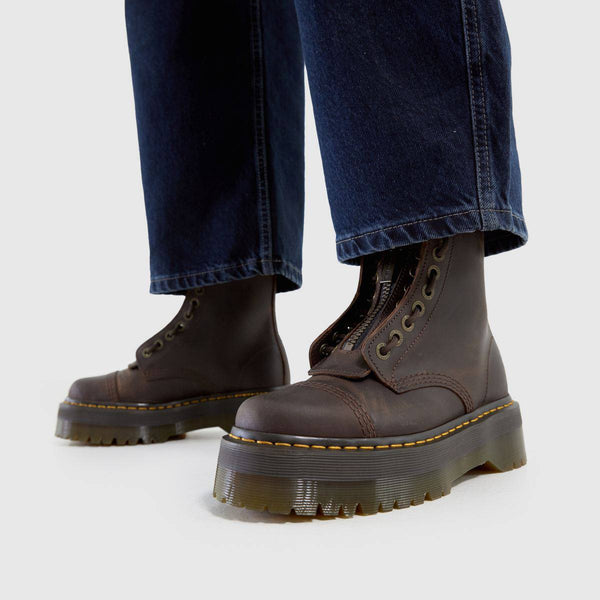 Dr martens بتختارو اللون لما نبعتلكم تاكيد للطلب