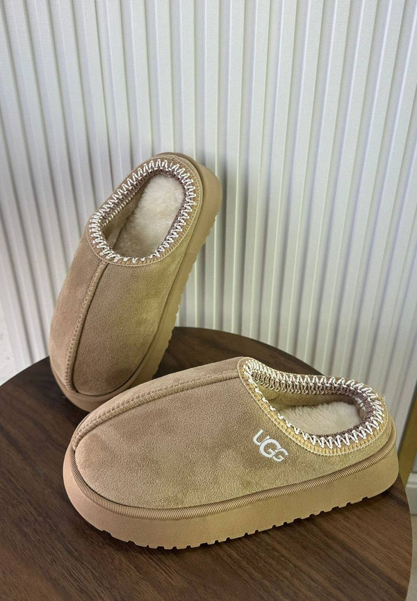 Ugg للاطفال بتختارو اللون والقصةلما نبعتلكم تاكيد للطلب