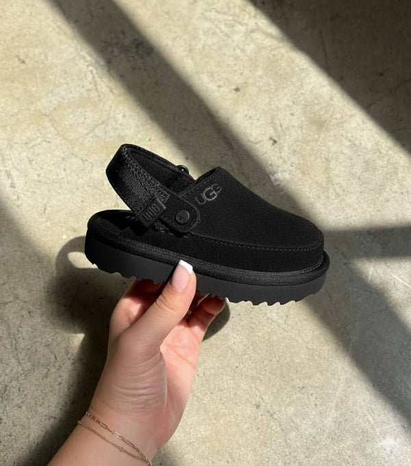 Uggs للاطفال بتختارو اللون لما نبعتلكم تاكيد للطلب