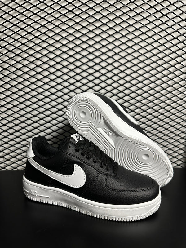 Nike Air Force 1 07 "black/white"