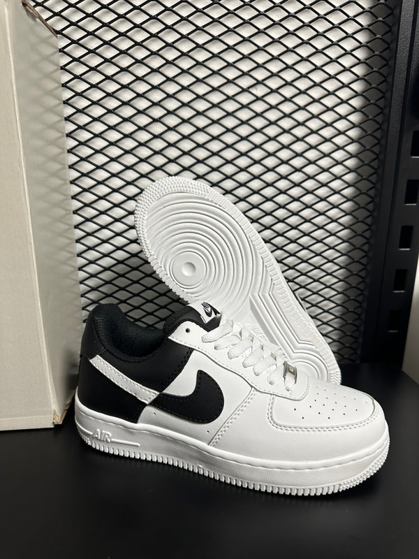 Nike Air Force 1 "LV8"